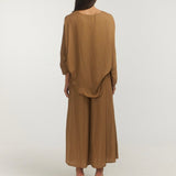 LONG SLEEVE STAPLE TOP / TAN