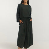 LONG SLEEVE STAPLE TOP / SAGE GREEN